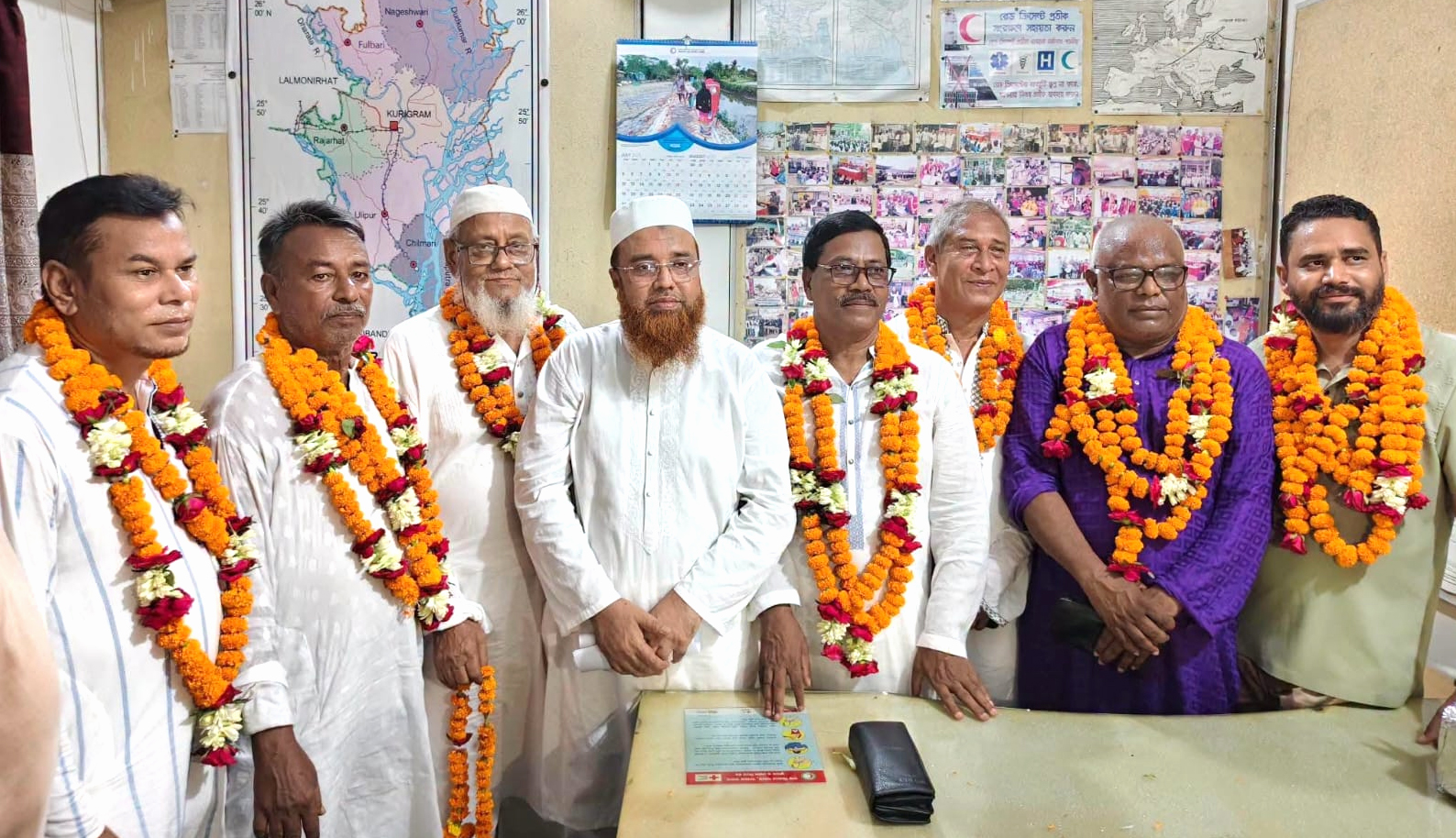 ভাইস চেয়ারম্যান শামসুল ইসলাম মন্ডল ও সেক্রেটারি মোস্তাফিজার রহমান মোস্তফা
